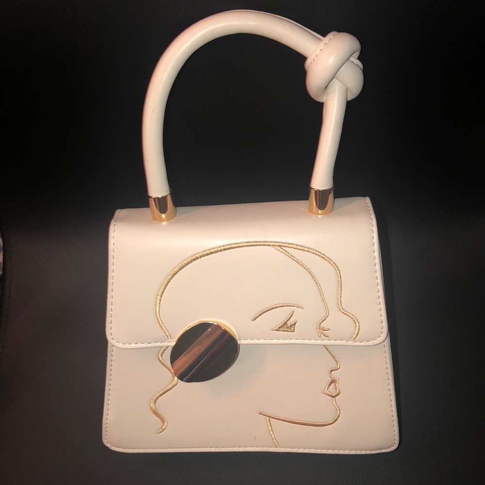 Cream purse